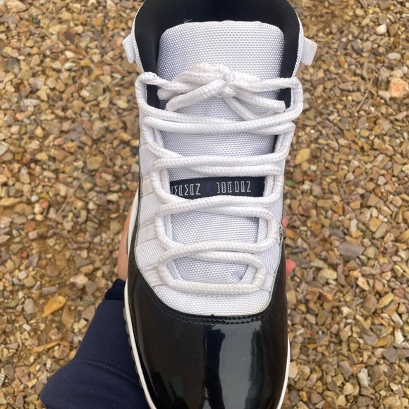 Jordan 11 Concord (2018) - Picture 3 of 12